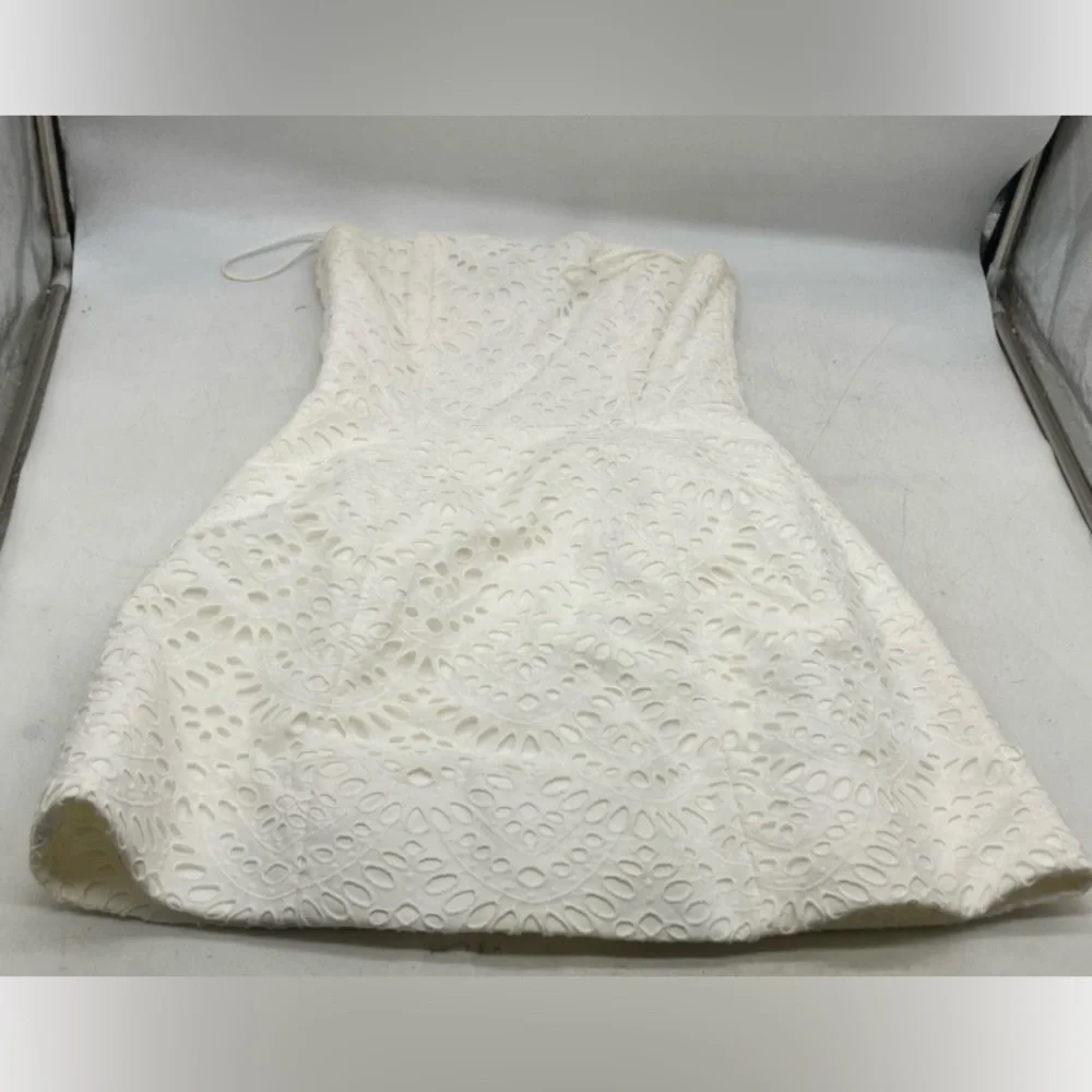 Alice + Olivia White Strapless Fit & Flare Eyelet Lace Mini Dress - Picture 6 of 13